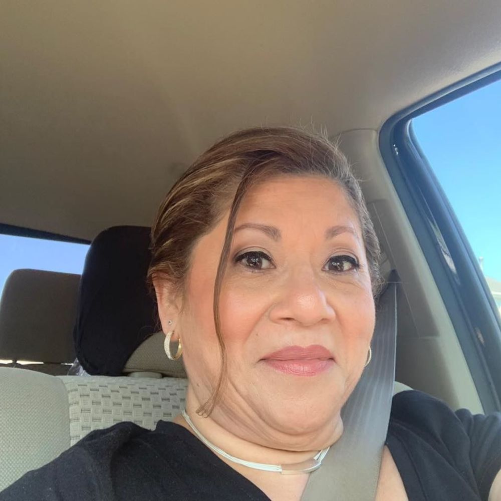 Meet your Posher, Monica